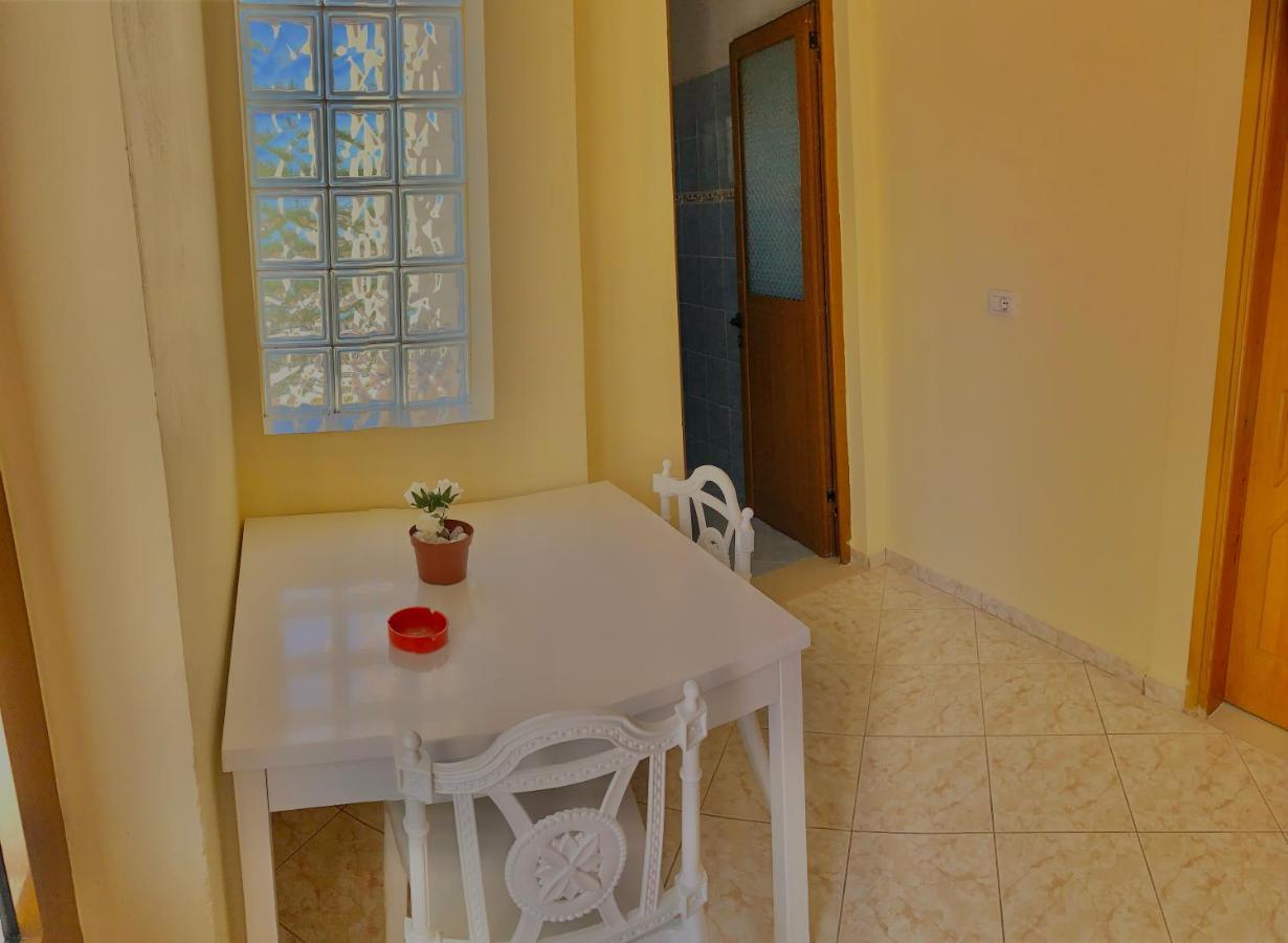 Ava'S Guesthouse Ксамил Экстерьер фото